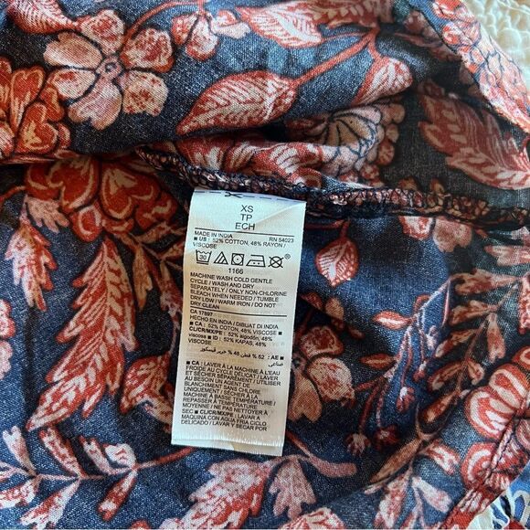 Old Navy Blue Coral Paisley Floral Flutter Ruffle Sleeve Boho Blouse Sz XS - Picture 7 of 10